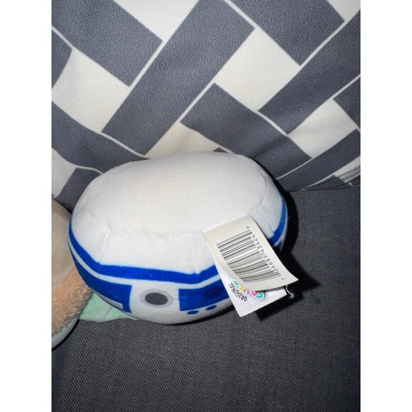 Star Wars Squishmallows Ydoa and R2D2 both 5” - Picture 10 of 10